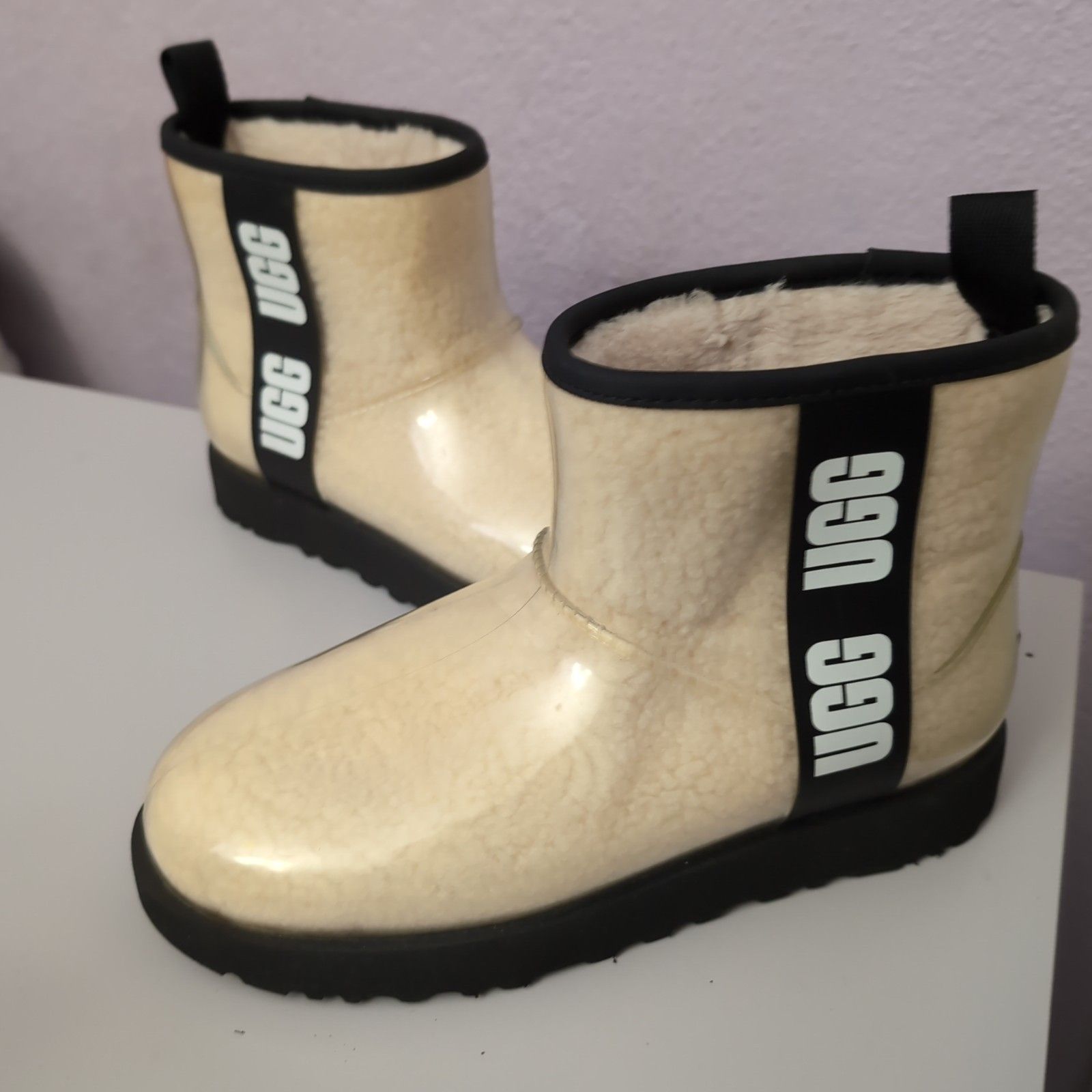 Ugg Classic Clear Mini Boot Womens Size 8 Us Natural Cream Ugg